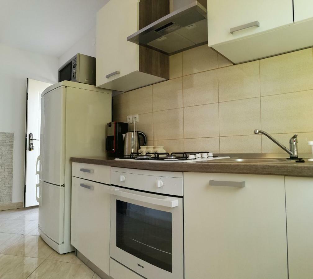 Apartments Vodice Esterno foto